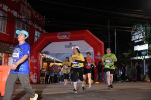 BIB: 1292
                            <button type="button" onclick="openModal(26262648)" class="btn btn-primary btn-sm float-right btn-popup" data-toggle="modal" data-target=".modal-high-quality">
                        <i class="fas fa-shopping-cart"></i> Add to Cart
                    </button>
                                            <button type="button" onclick="isThisMe(26262648, true)" class="btn btn-success btn-sm float-right btn-popup btn-isme hidden" data-toggle="tooltip" data-placement="bottom" title="นี่คือรูปของคุณใช่ไหม คลิกที่นี่เพื่อเอาเข้าอัลบั้ม">
                        <i class="fas fa-plus"></i> Add to album
                    </button>
                    <button type="button" onclick="isThisMe(26262648, false)" class="btn btn-warning btn-sm float-right btn-popup btn-isnotme hidden">
                        <i class="fas fa-ban"></i> Remove from album
                    </button>